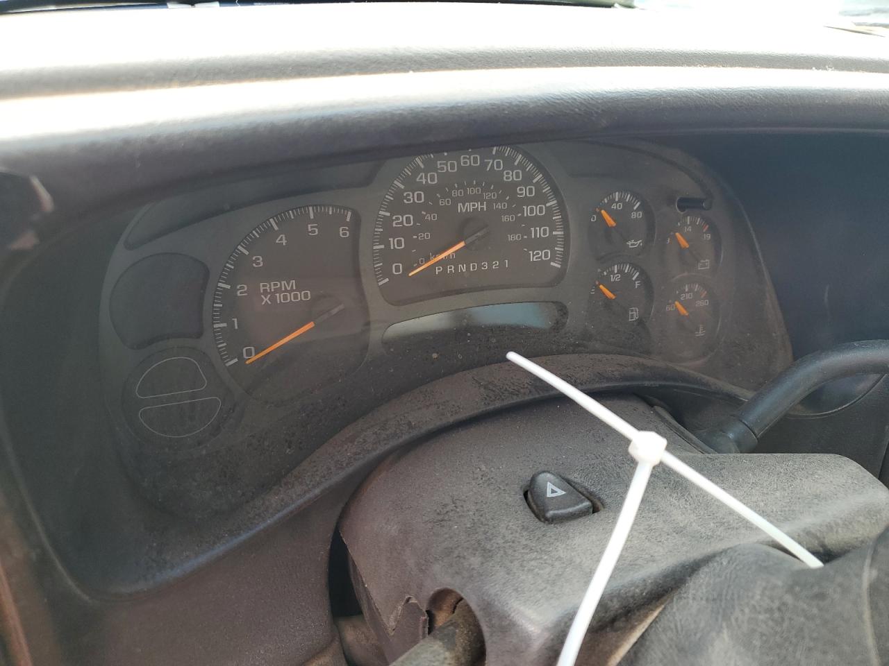 2006 Chevrolet Silverado - Image 9