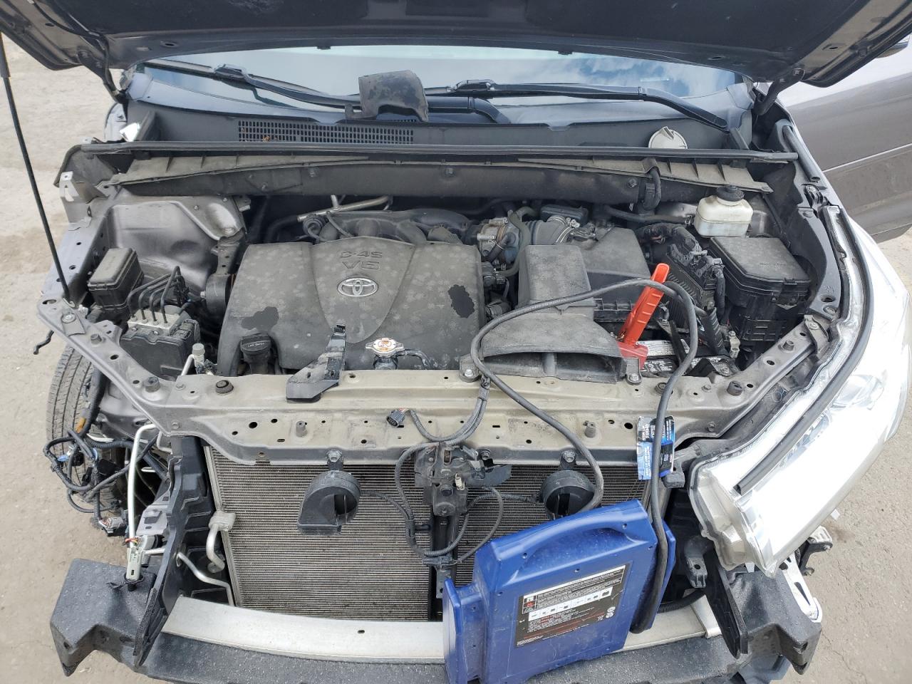 5TDBZRFH0KS731284 TOYOTA HIGHLANDER 2019