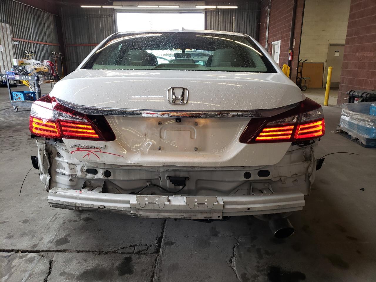1HGCR2F79HA031614 HONDA ACCORD 2017
