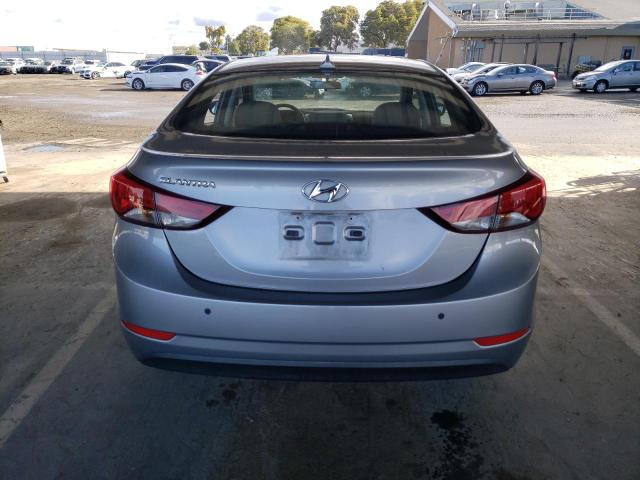  HYUNDAI ELANTRA 2016 Srebrny