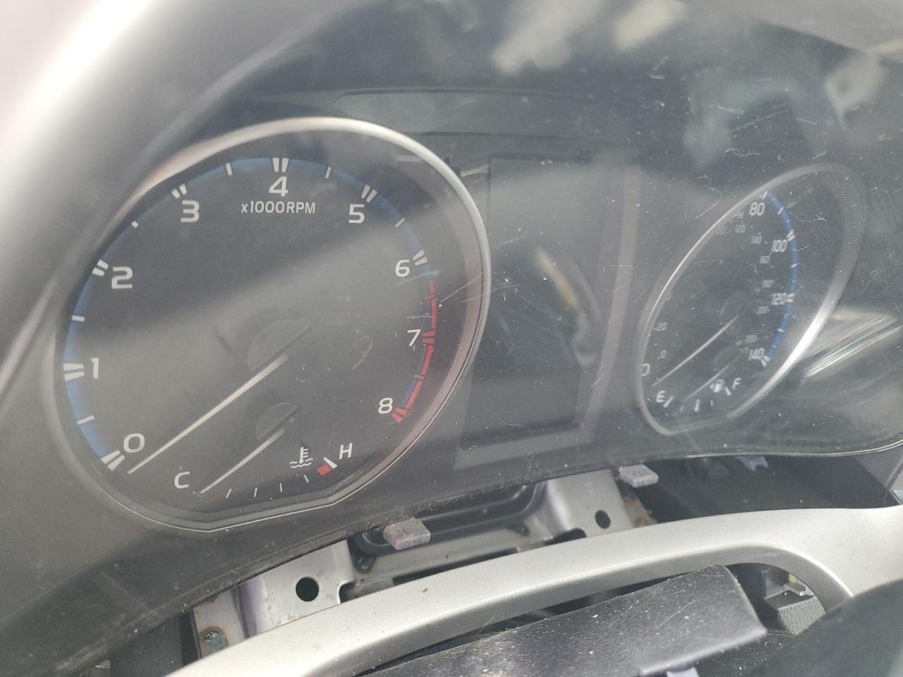 JTMZFREV2HJ126767 TOYOTA RAV4 2017