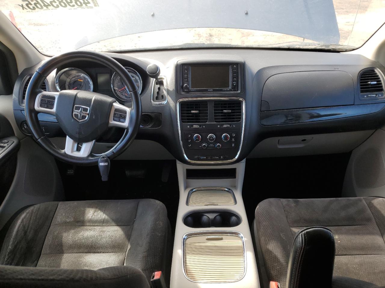 2014 Dodge Caravan - Image 8