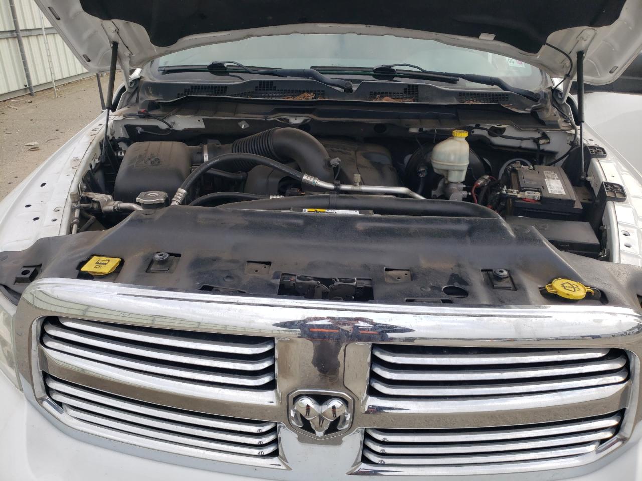 2015 RAM 1500 - Image 11