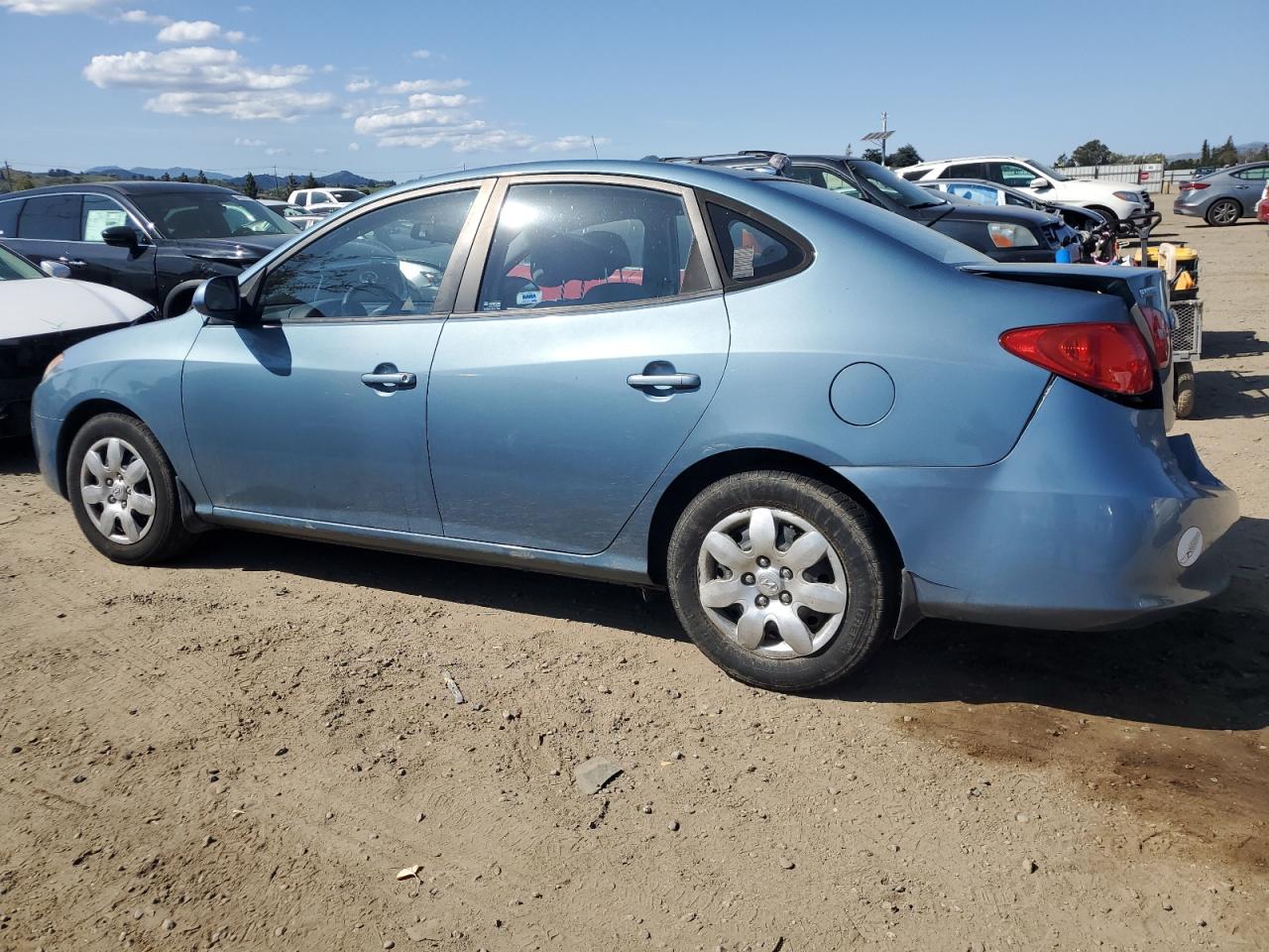 2007 Hyundai Elantra - Image 2