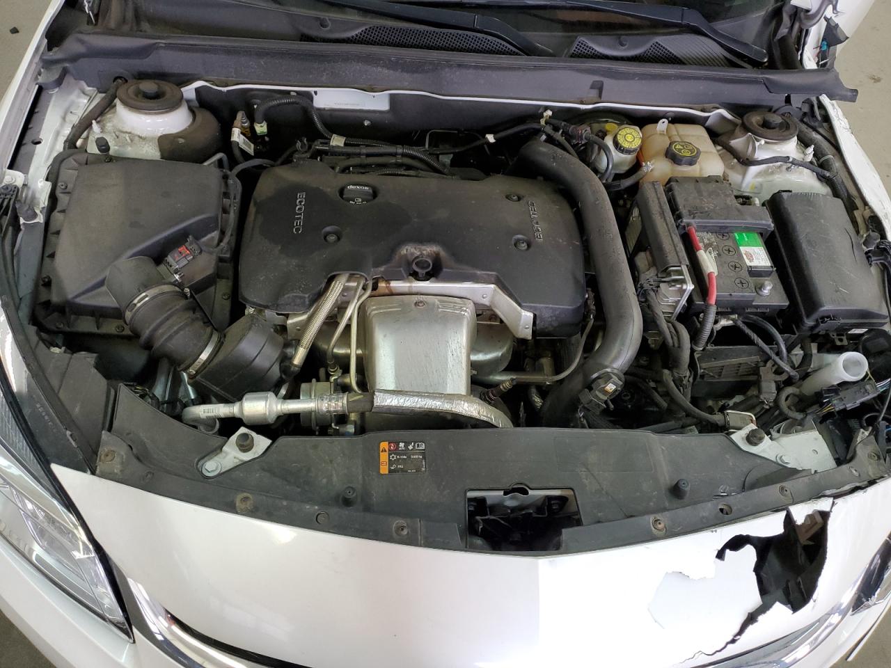 2015 Chevrolet Malibu - Image 12