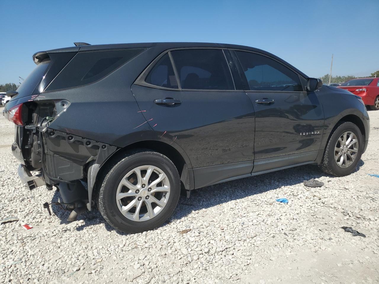 2018 Chevrolet Equinox - Image 3