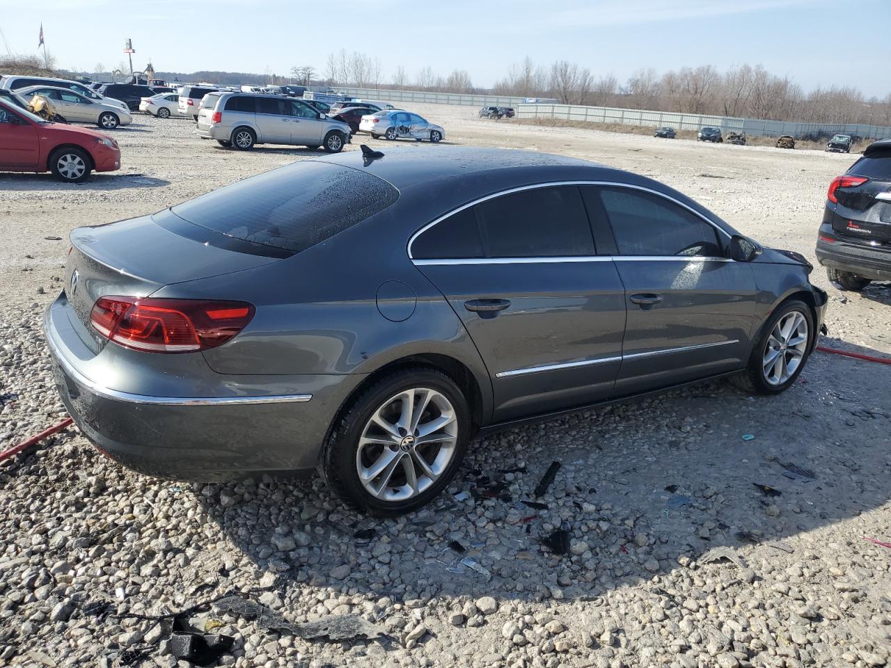 2016 Volkswagen Passat CC - Image 3