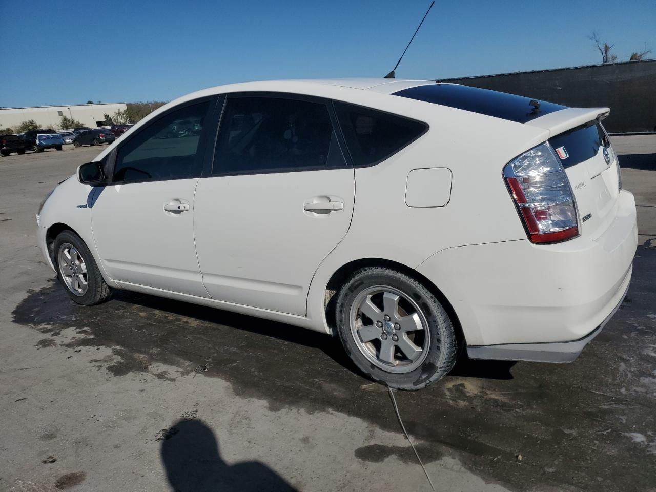 2007 Toyota Prius - Image 2