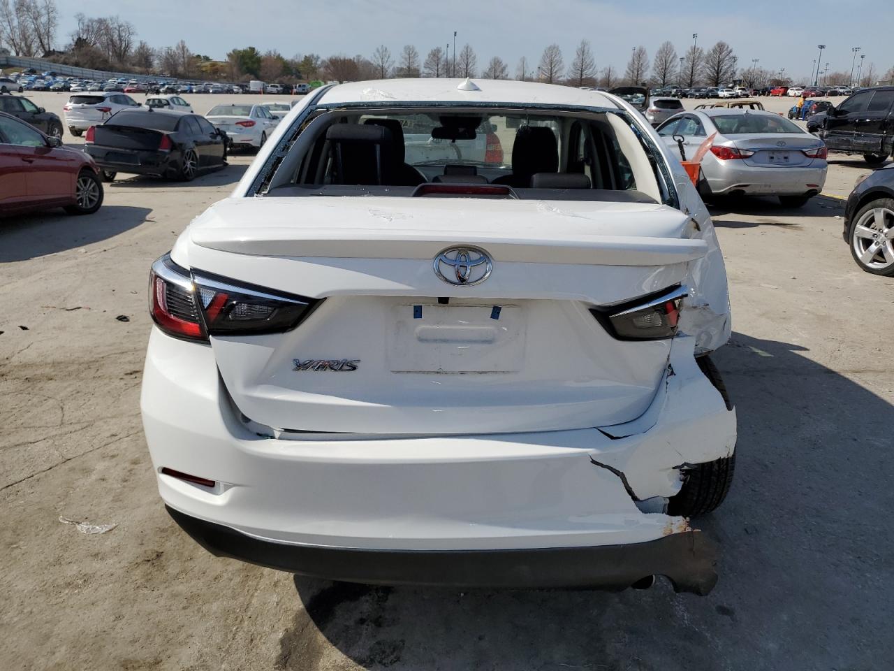 2019 Toyota Yaris - Image 6