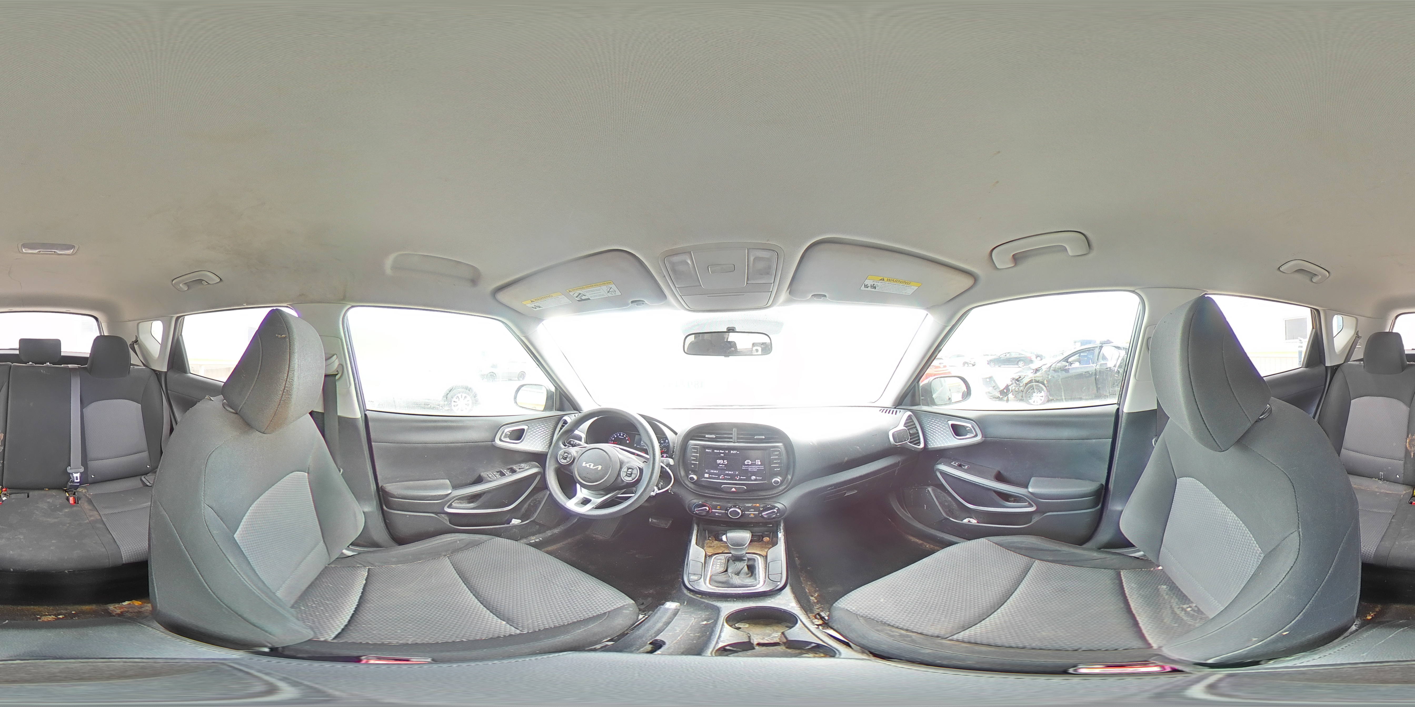 2022 Kia Soul - Image 13