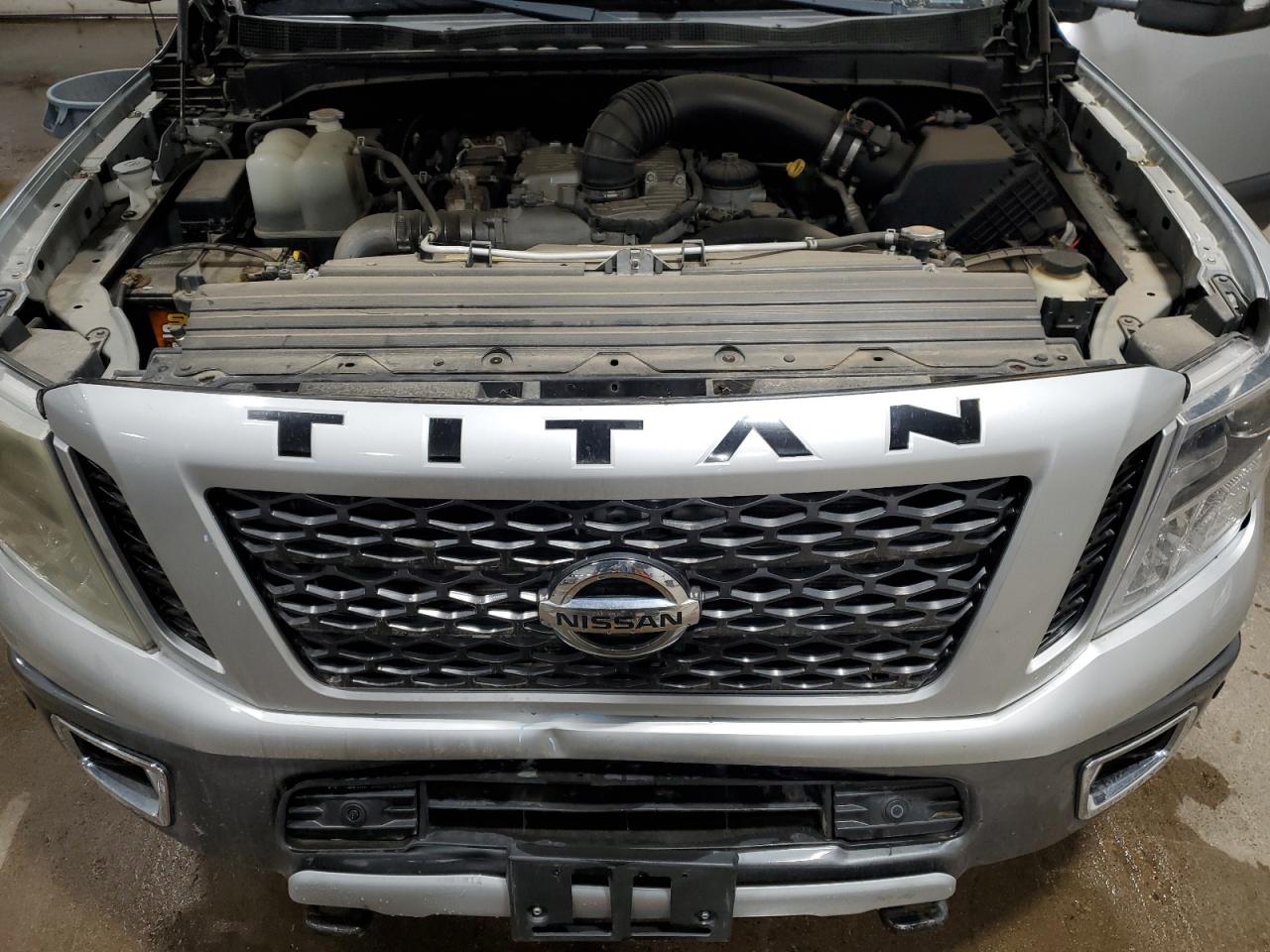1N6BA1F46JN515821 NISSAN TITAN 2018