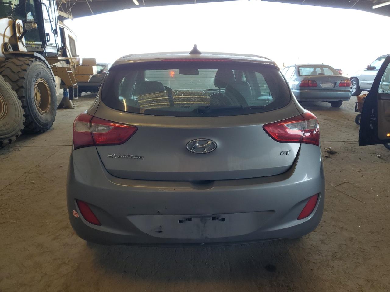 2013 Hyundai Elantra - Image 6