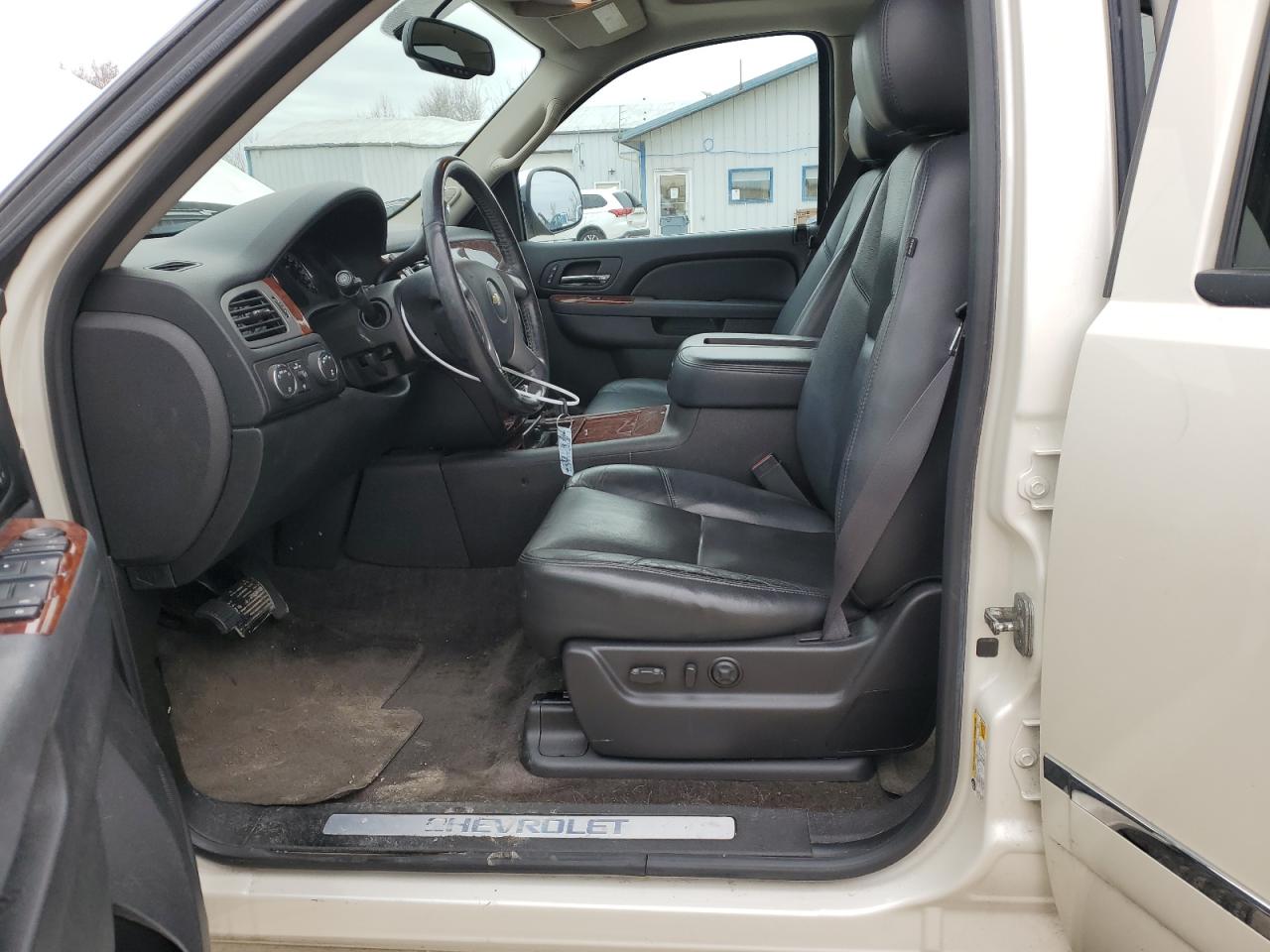 2014 Chevrolet Tahoe - Image 7