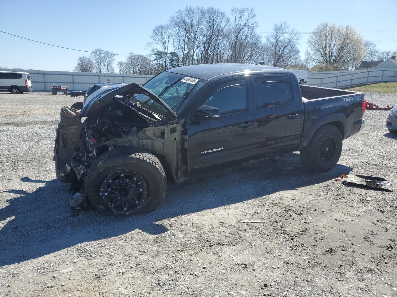 2018 Toyota Tacoma Double Cab for Sale in Gastonia, NC - Front End