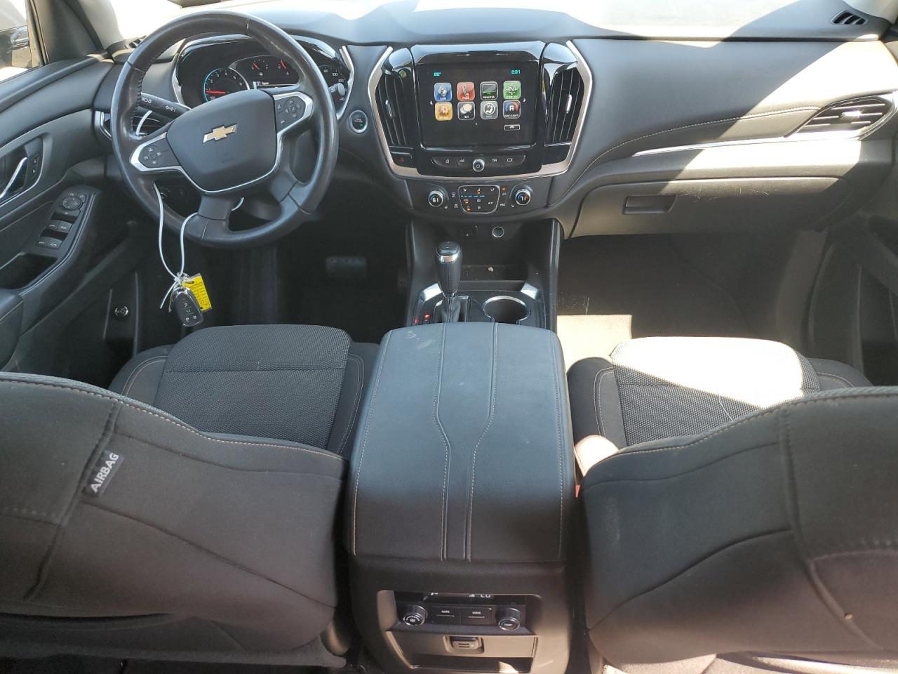 1GNERGKW3JJ196251 CHEVROLET TRAVERSE 2018