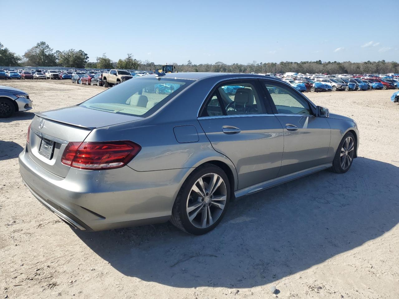 2014 Mercedes-Benz E-klasse - Image 3