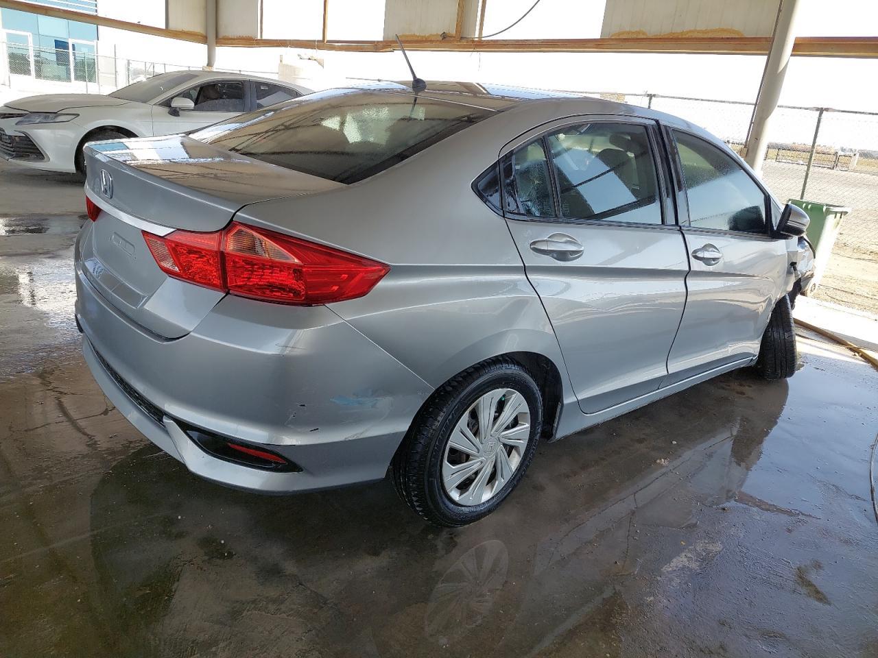 MRHGM6628JT031042 - 2018 Honda CITY - #48086065