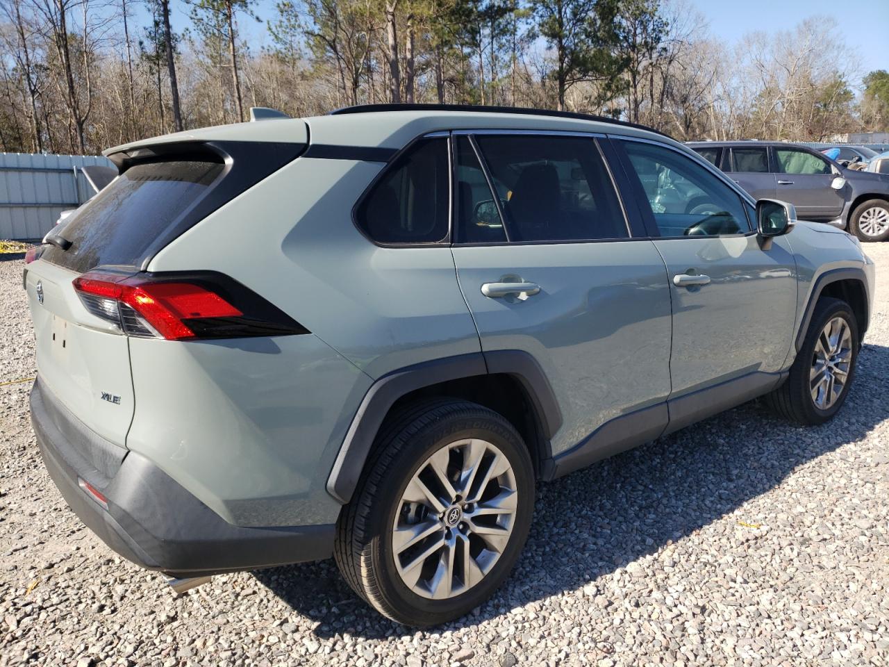 2T3C1RFV8KC031028 TOYOTA RAV4 2019