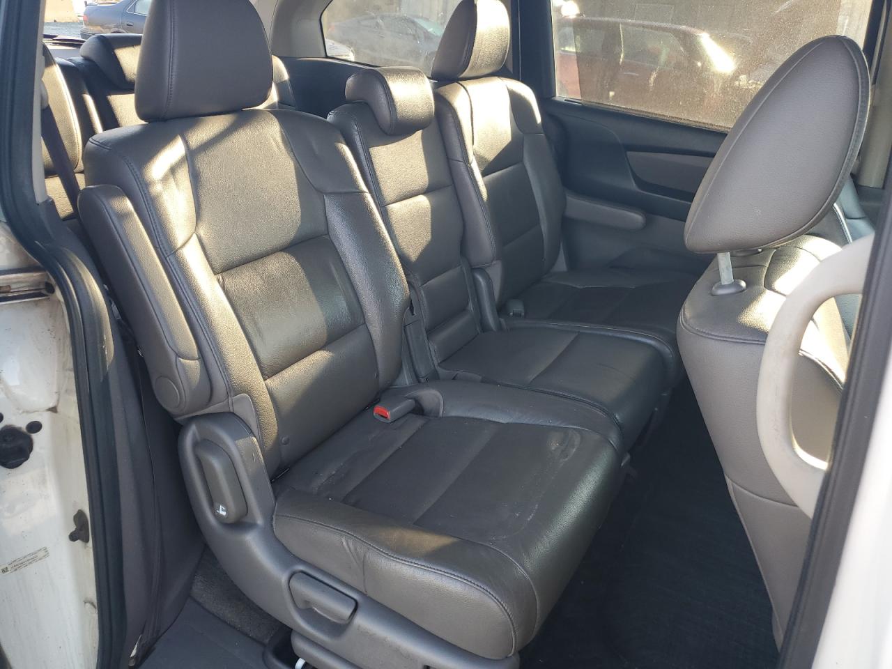 2014 Honda Odyssey - Image 11