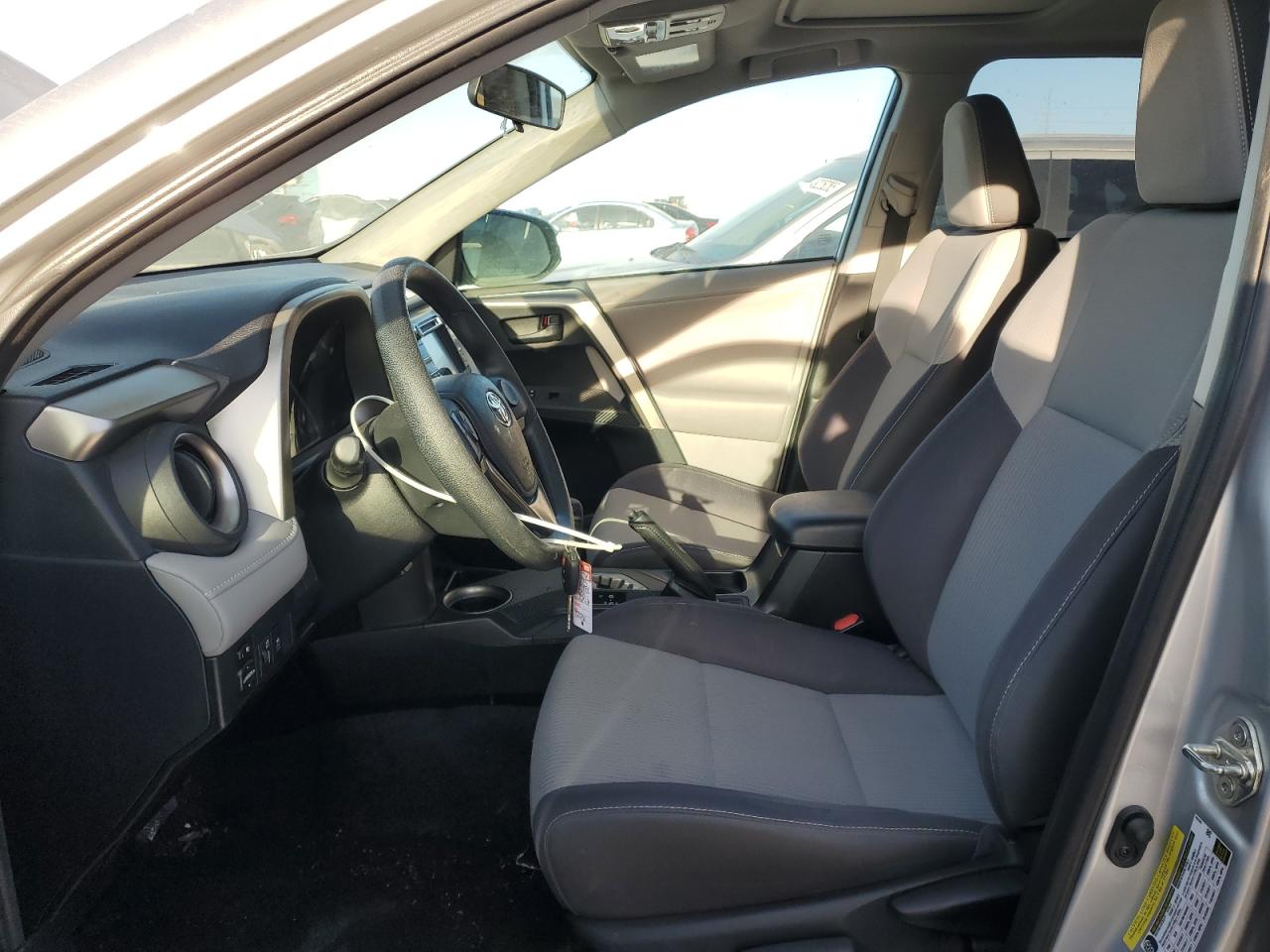2013 Toyota RAV 4 - Image 7