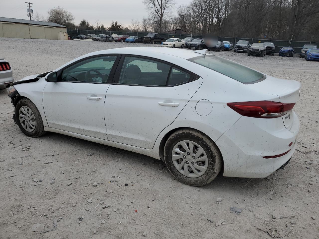 2017 Hyundai Elantra - Image 2