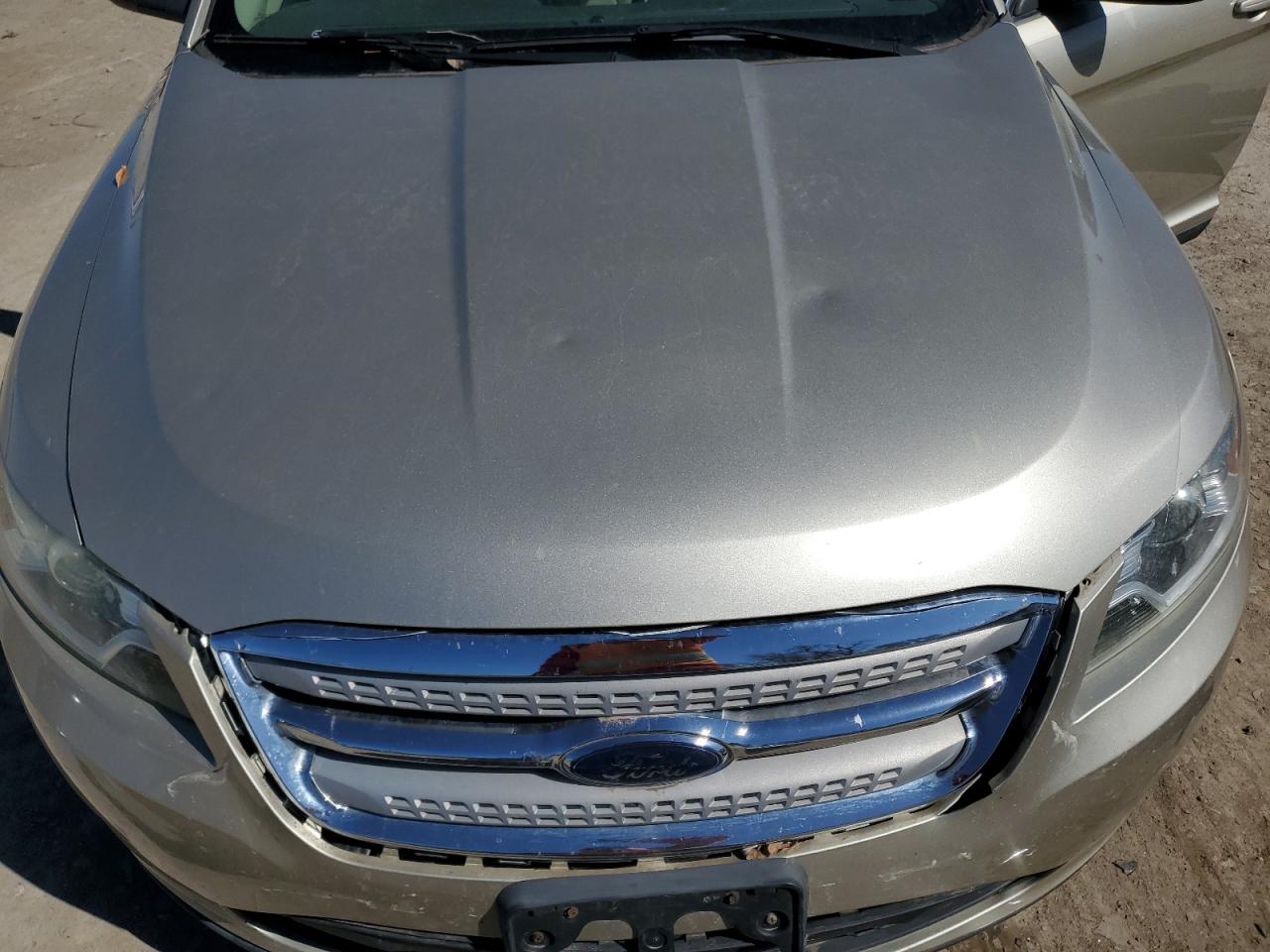 2010 Ford Taurus - Image 11