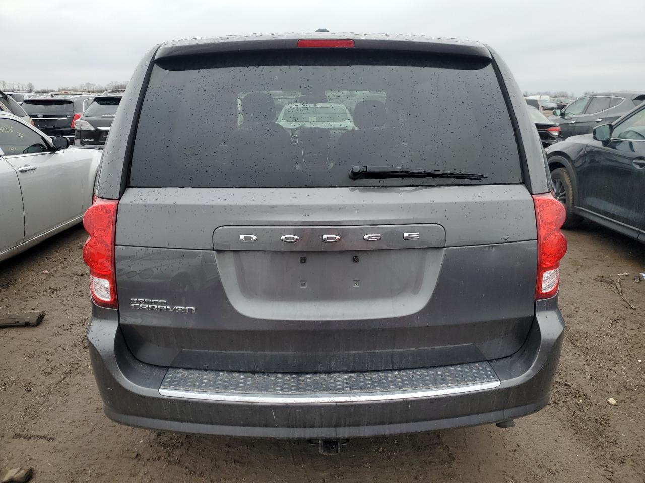2016 Dodge Caravan - Image 6