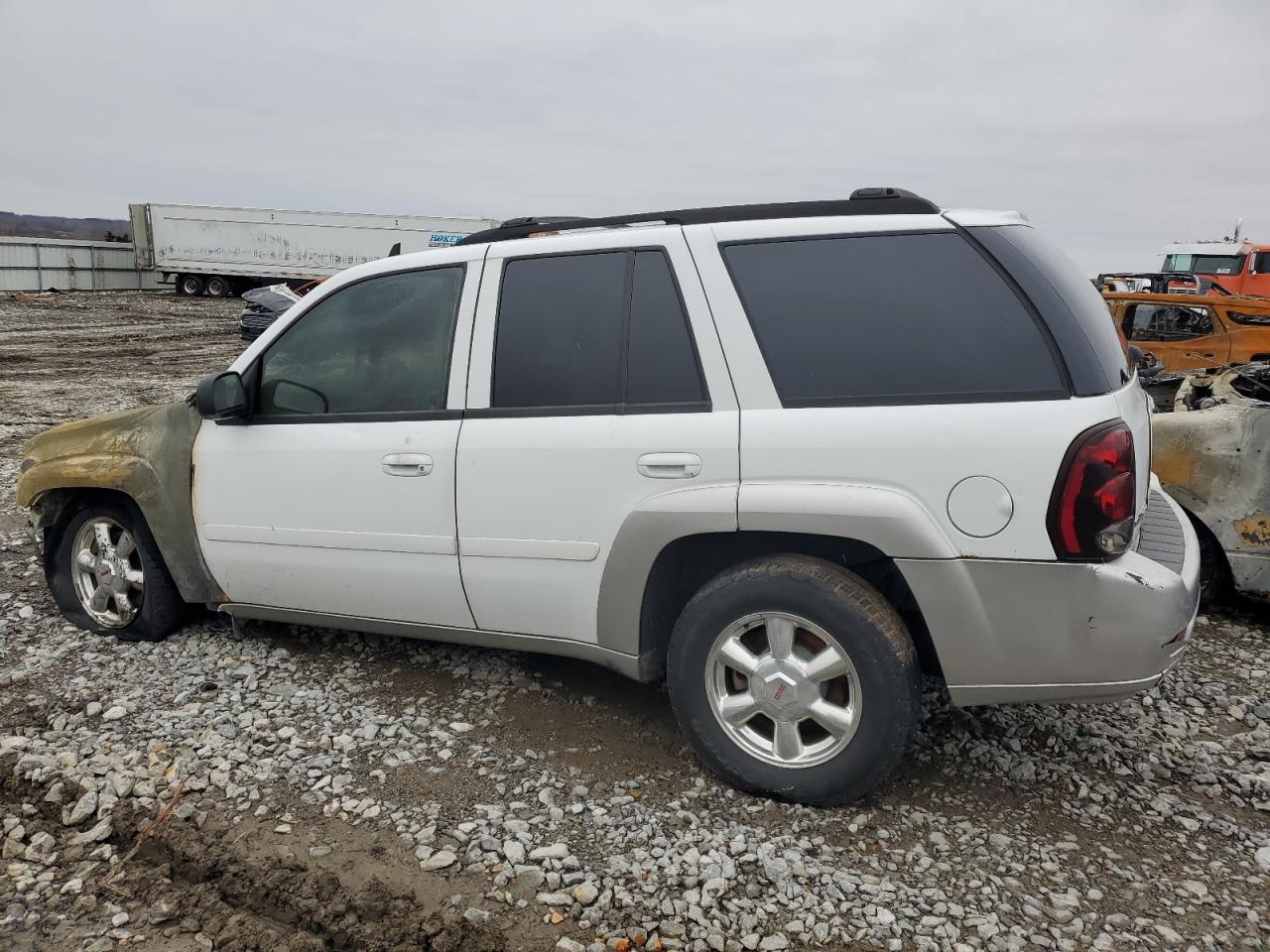 2006 Chevrolet TrailBlazer - Image 2