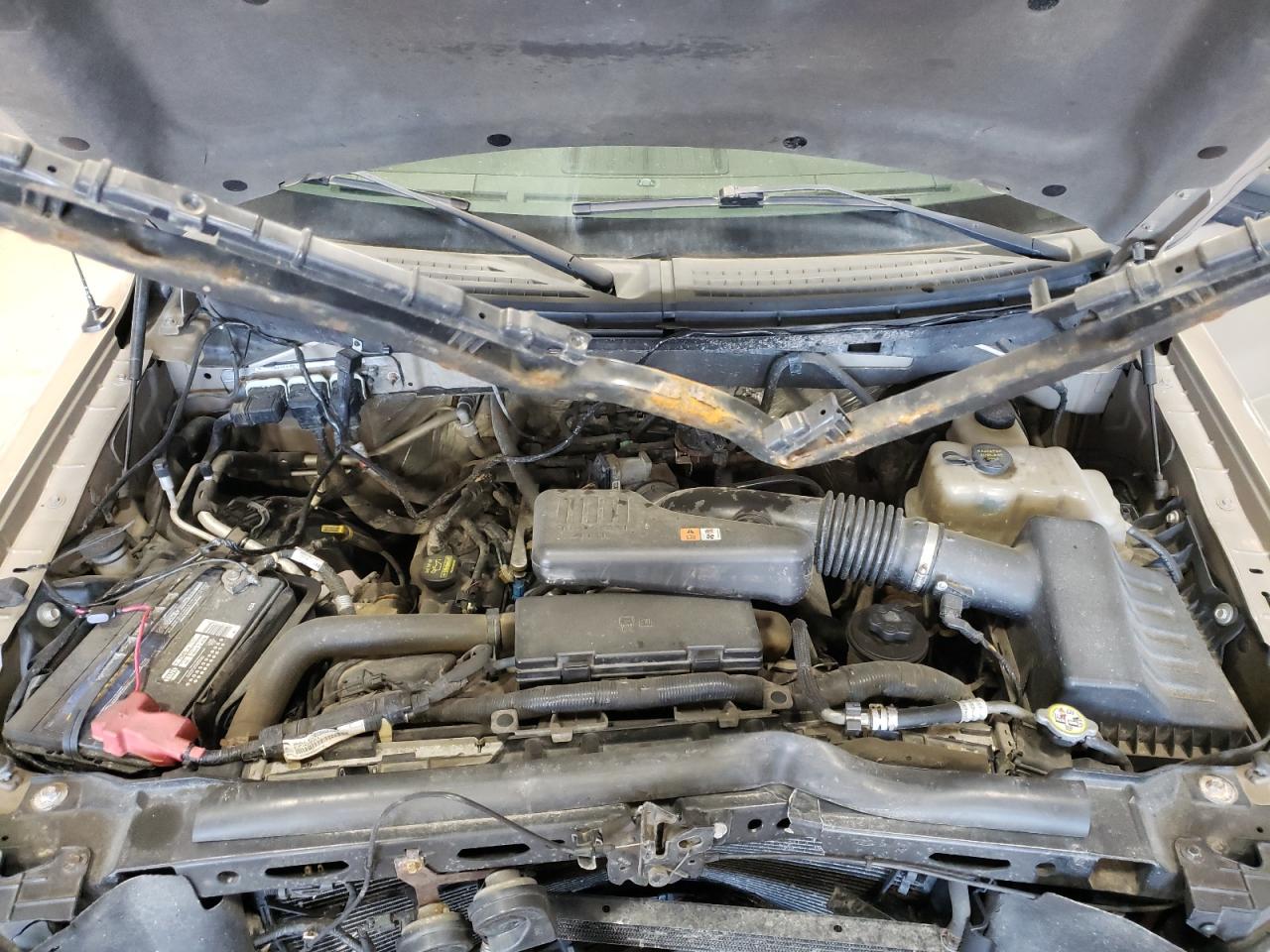 2009 Ford F-150 - Image 12