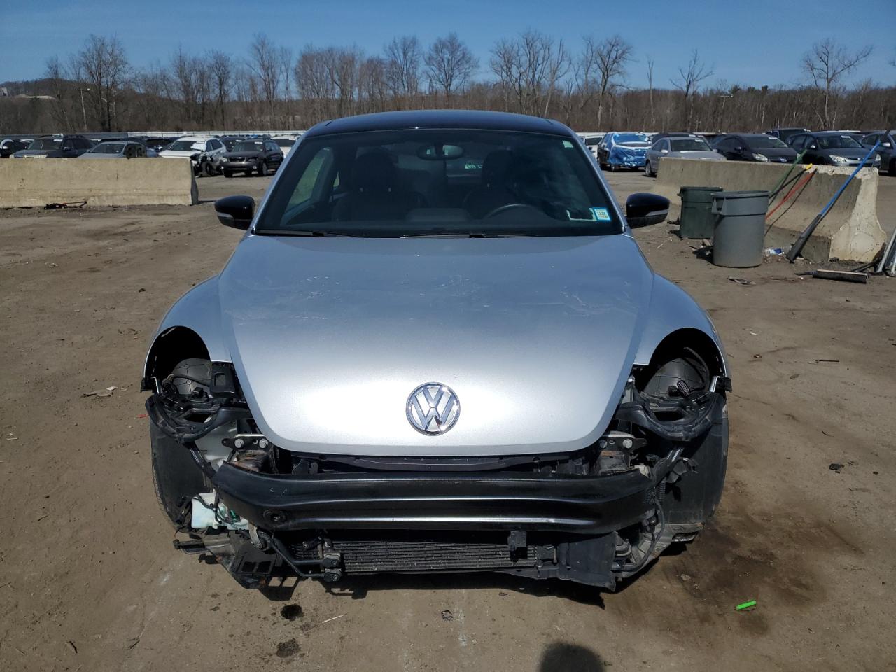 2012 Volkswagen Beetle - Image 5