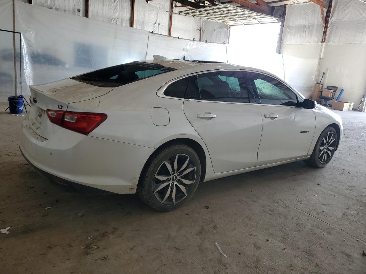 1G1ZE5ST0GF180366 CHEVROLET MALIBU 2016