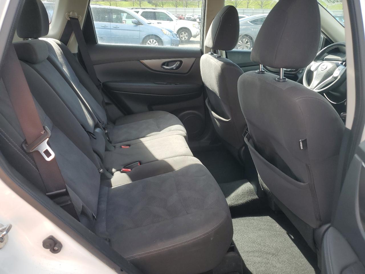 KNMAT2MVXGP675255 NISSAN ROGUE 2016