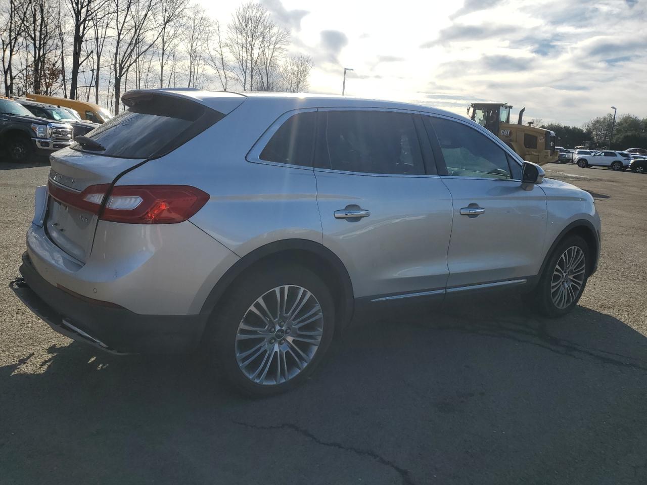 2018 Lincoln MKX - Image 3