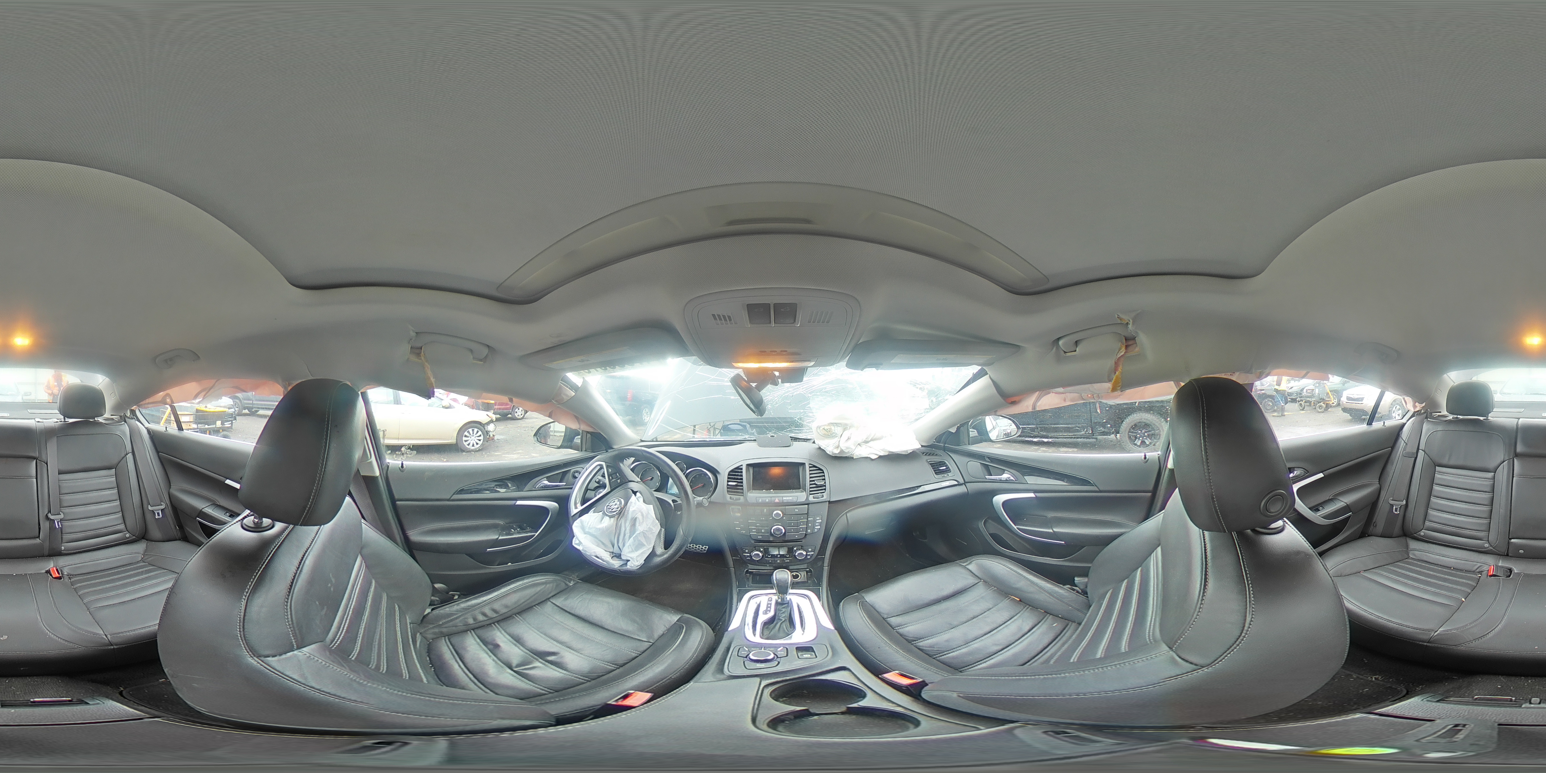 2013 Buick Regal - Image 12