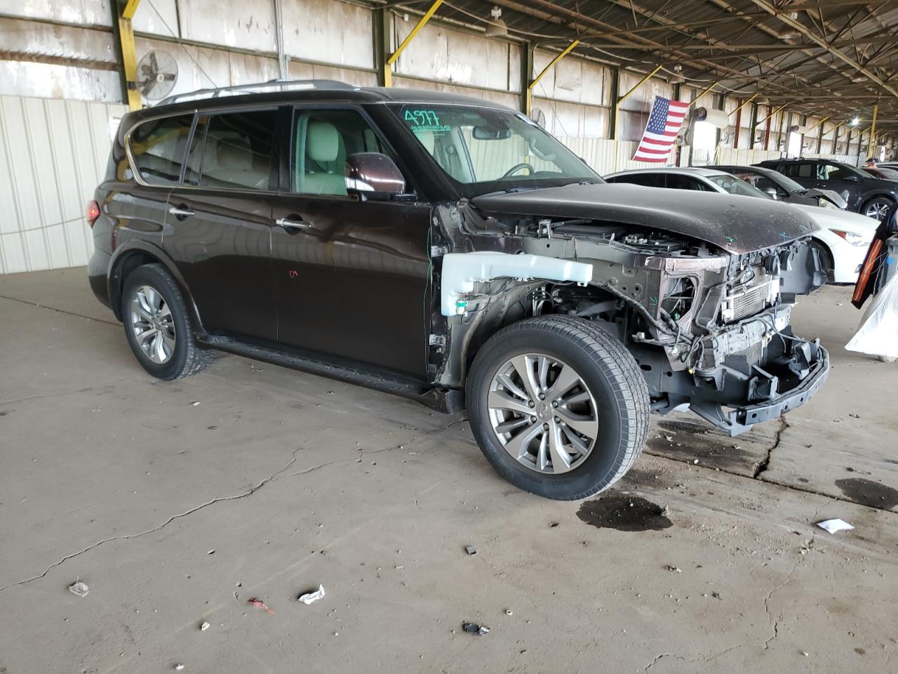 2017 Infiniti QX80 - Image 4