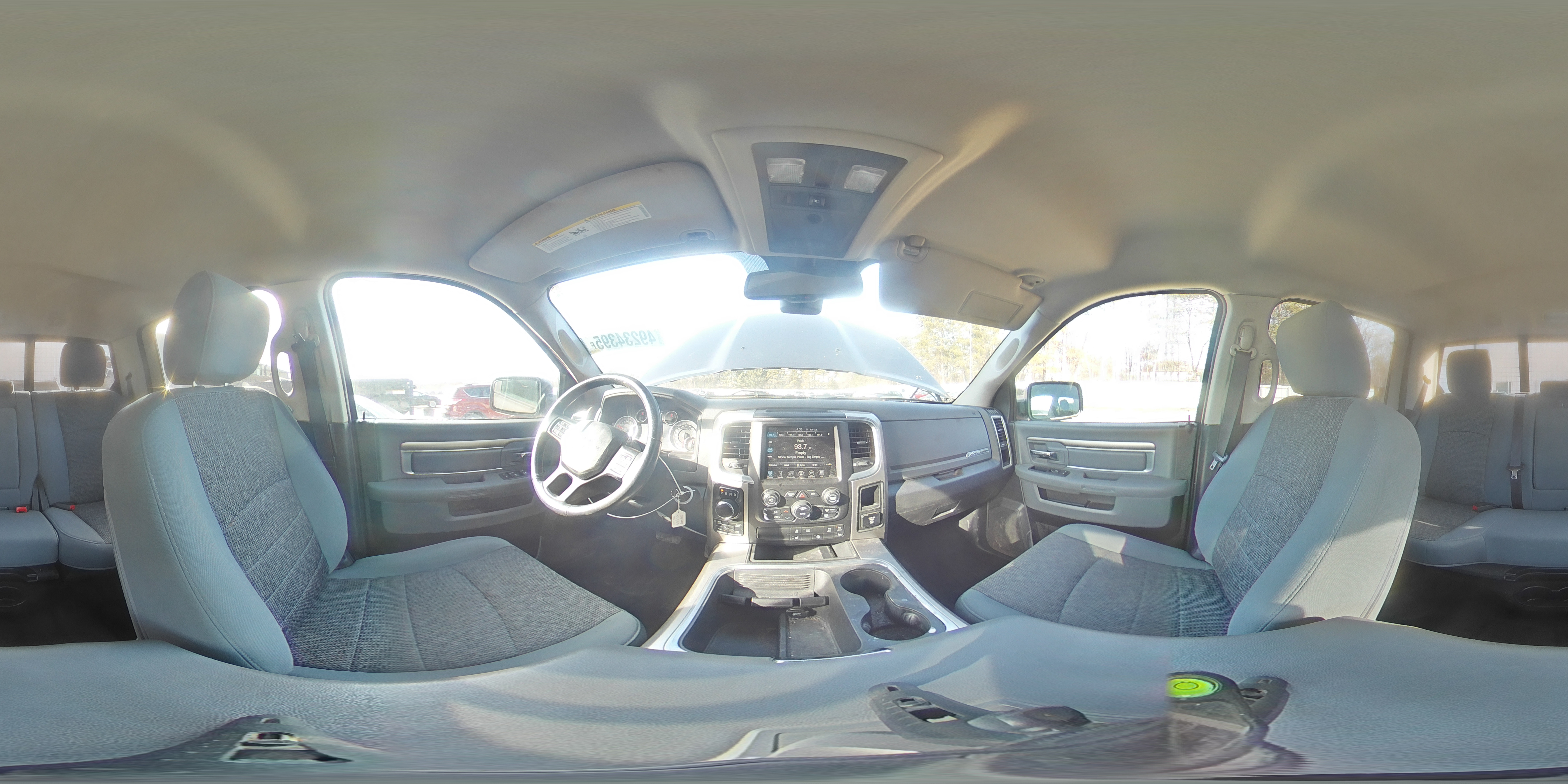 2016 RAM 1500 - Image 13