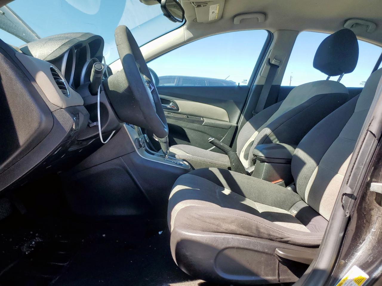 2015 Chevrolet Cruze - Image 7