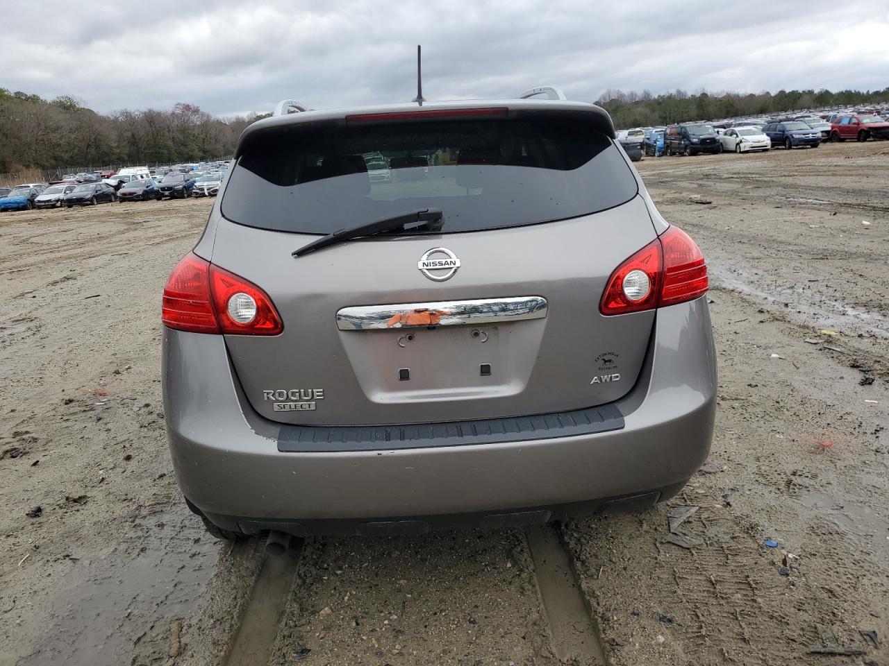 2015 Nissan Rogue - Image 6