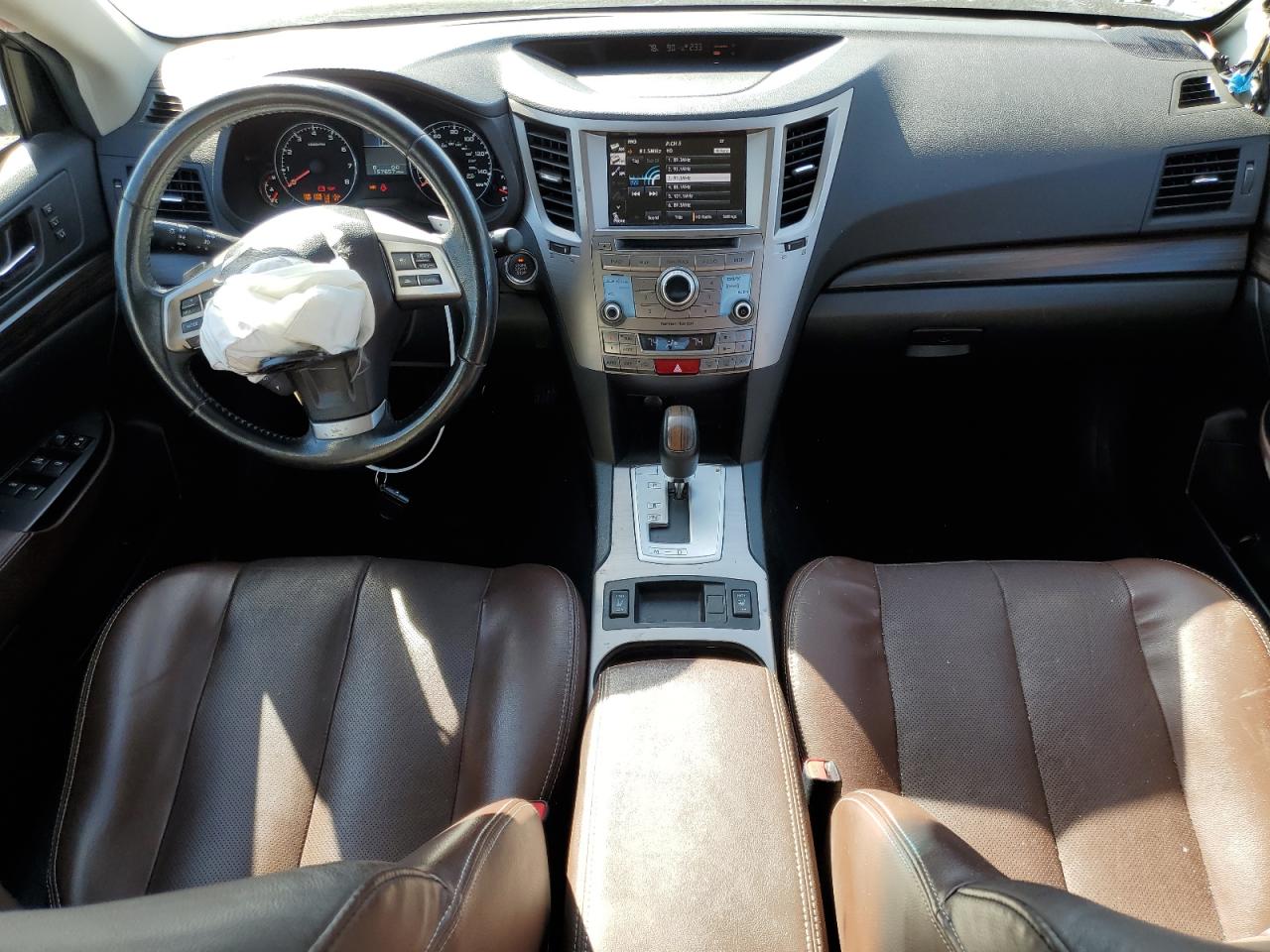 2014 Subaru Outback - Image 8