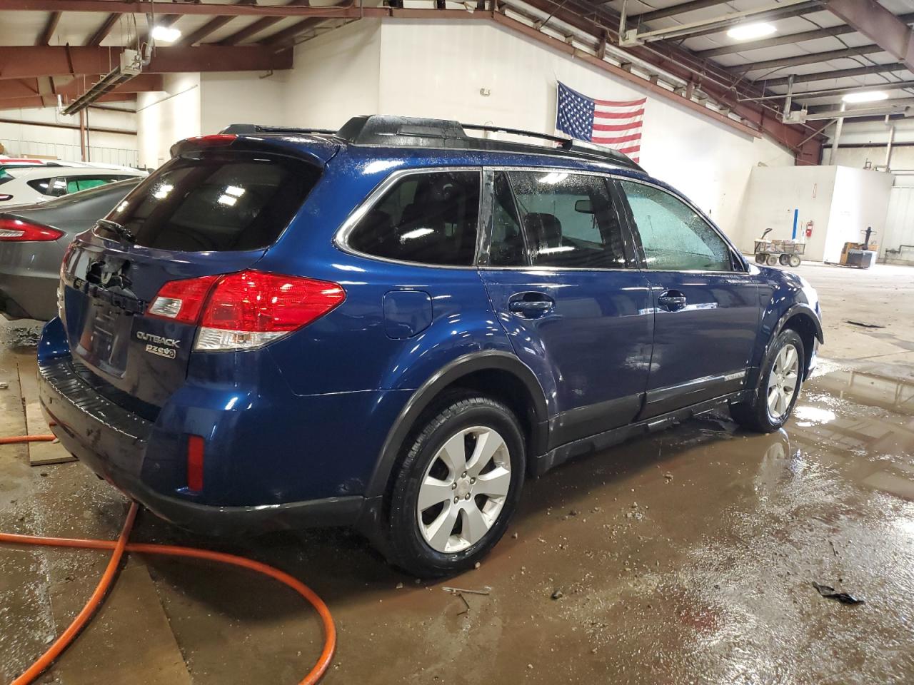 2010 Subaru Outback - Image 3