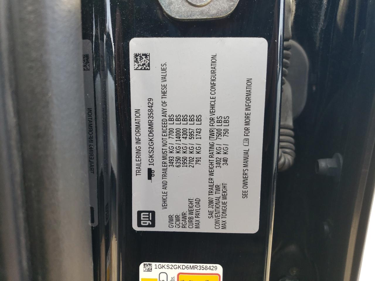 2021 GMC Yukon - Image 12