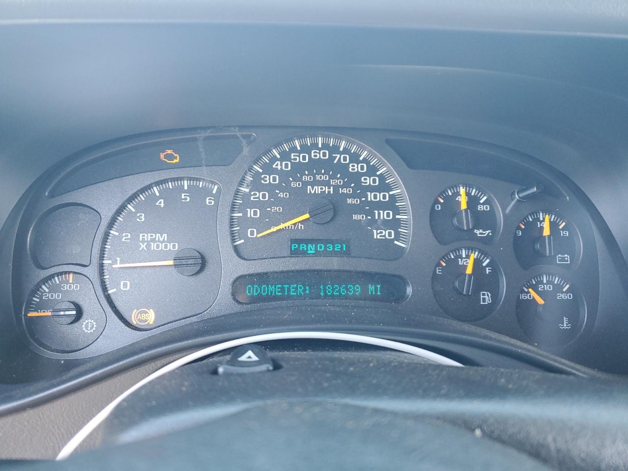 2003 GMC Sierra - Image 9
