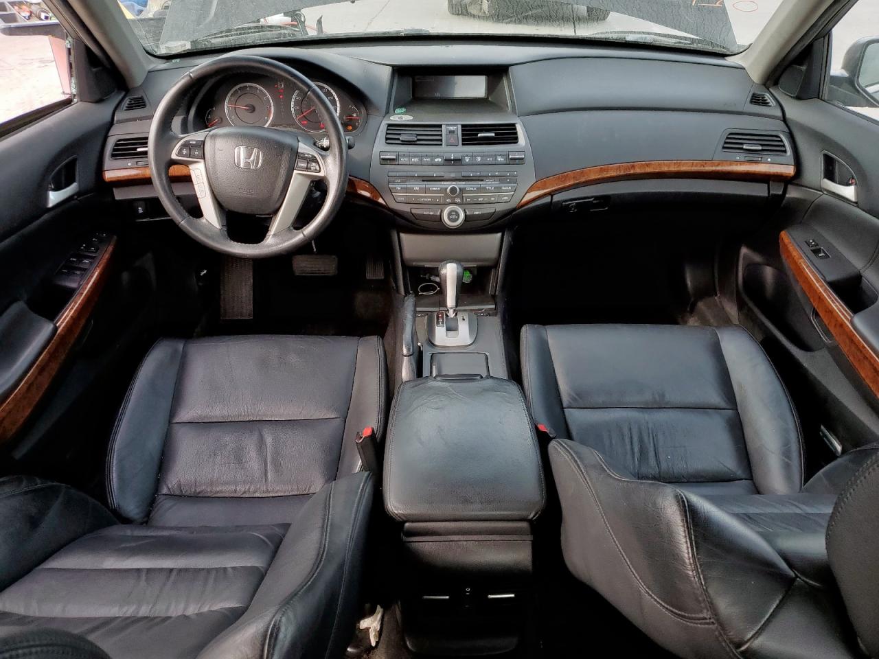 2012 Honda Accord - Image 8