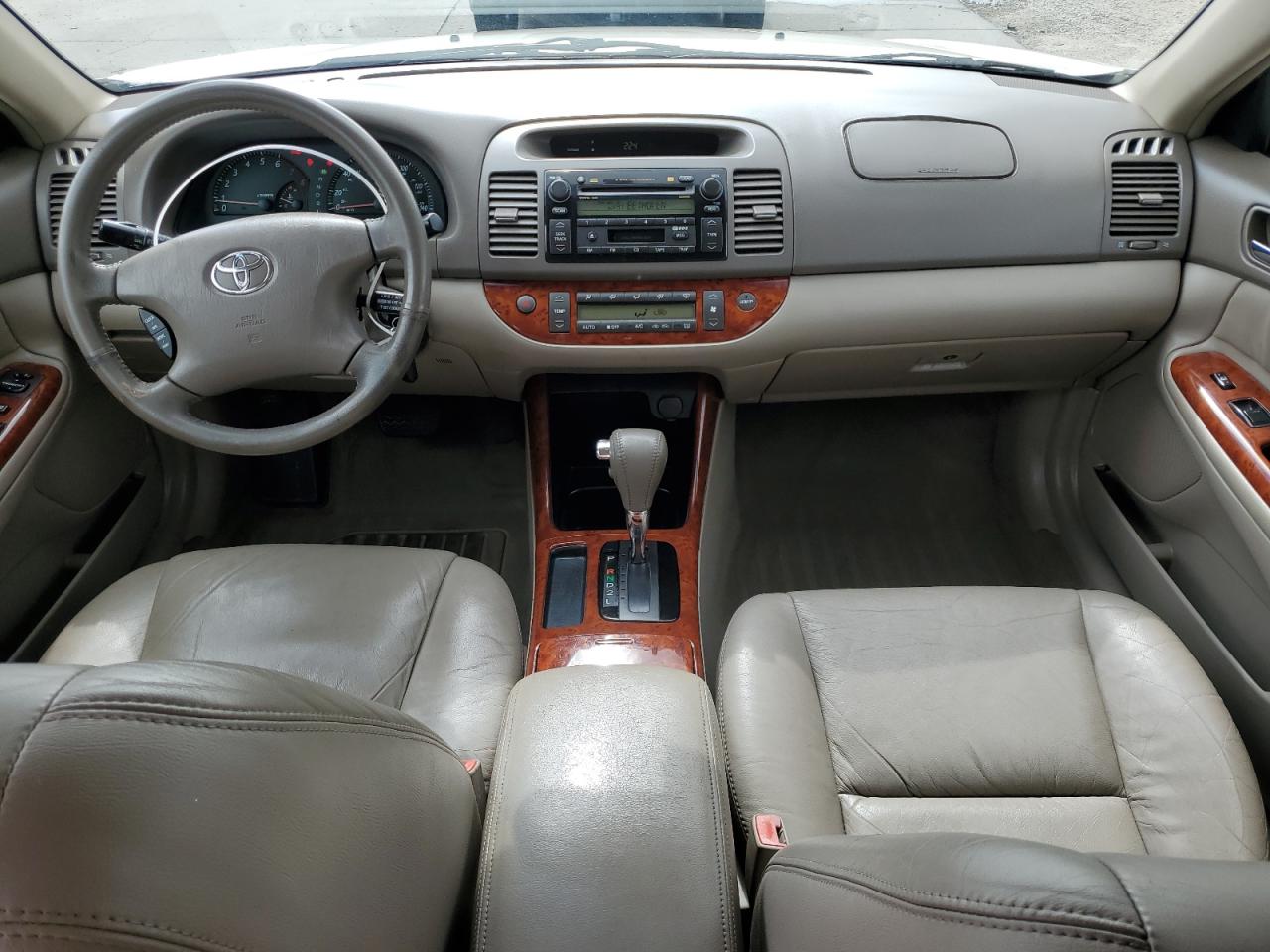 2003 Toyota Camry - Image 8