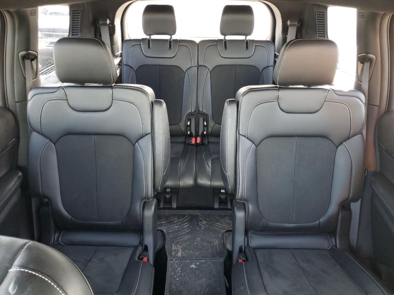 2021 Jeep Grand Cherokee - Image 10
