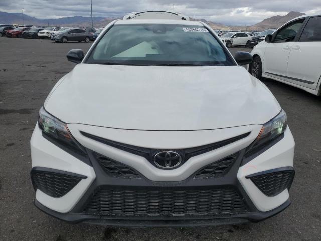  TOYOTA CAMRY 2021 White