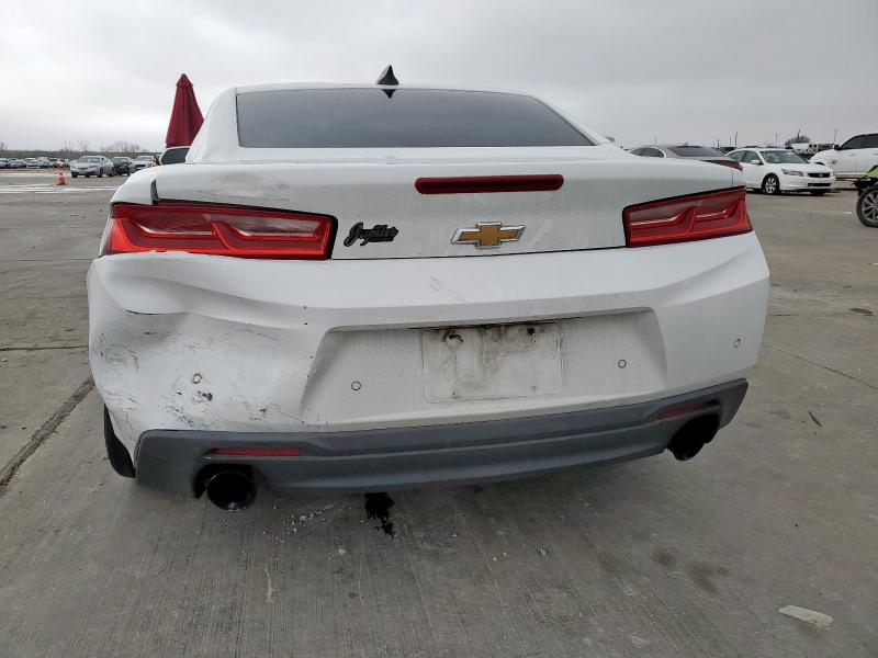 Coupet CHEVROLET CAMARO 2016 White