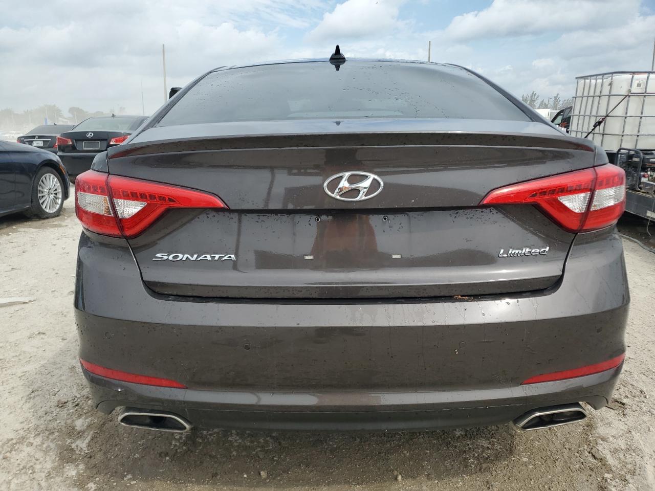 2016 Hyundai Sonata - Image 6