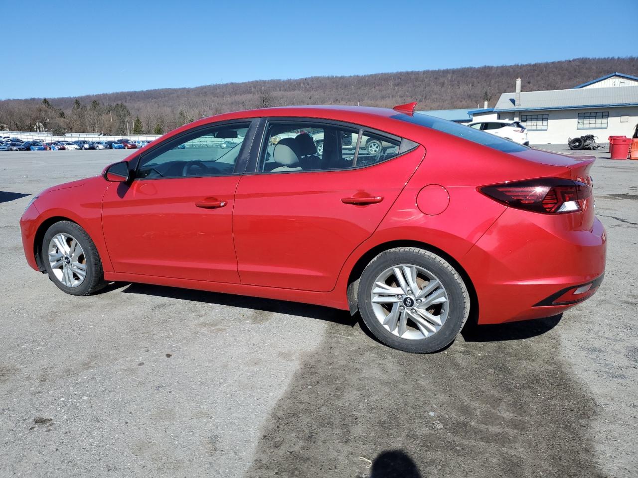 2020 Hyundai Elantra - Image 2