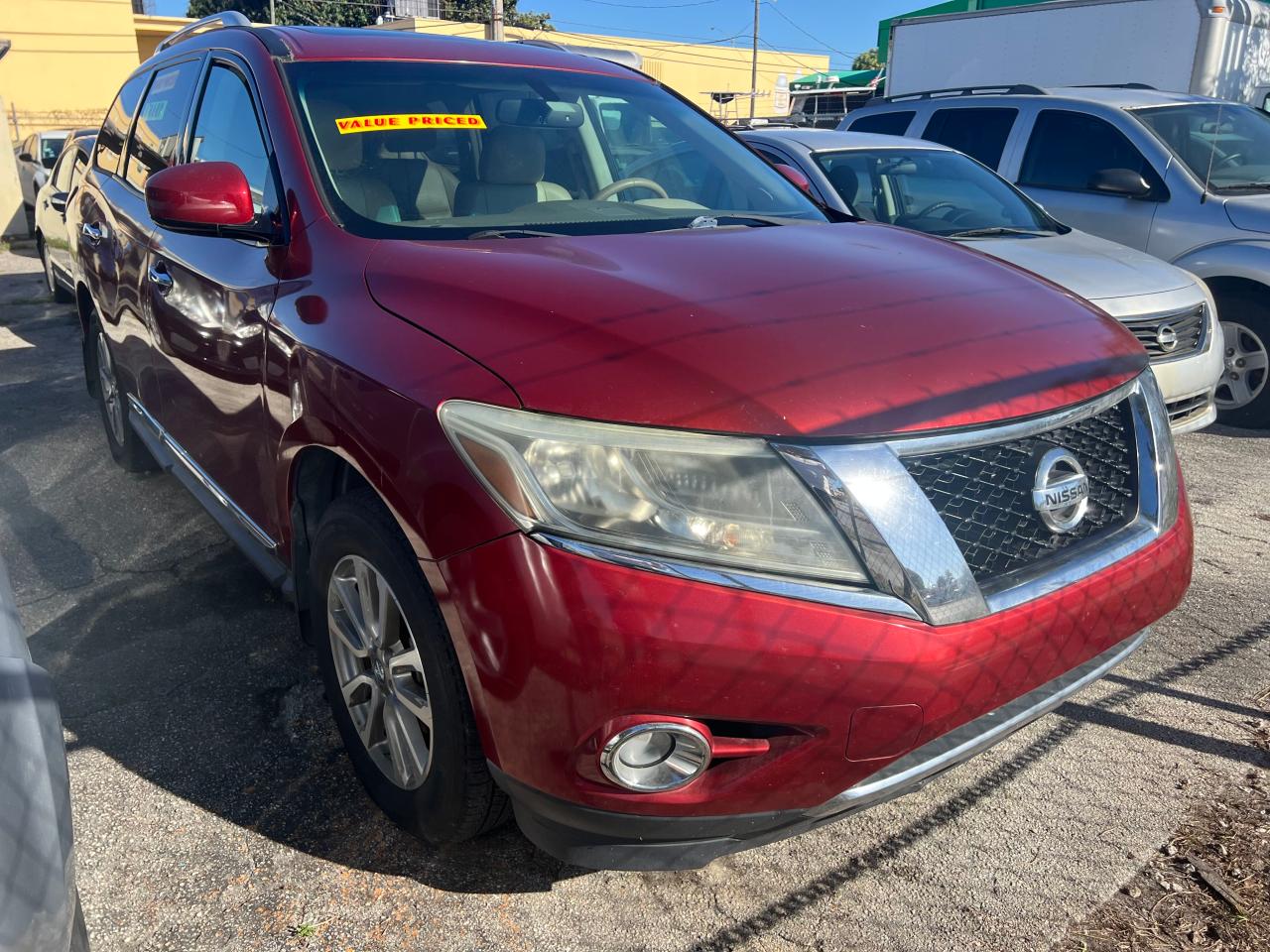 2013 Nissan Pathfinder - Image 1